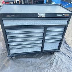 Gladiator Premier 41-inch 12-Drawer Base Tool Chest