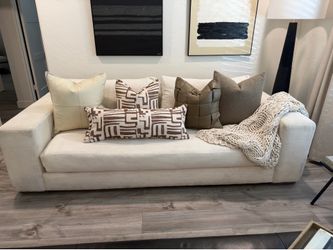 $350 OBO HIGH END COUCH - NEED GONE TODAY!