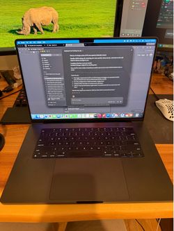 MacBook Pro 16” M4 Max — 48GB RAM, 1TB SSD — Good condition, 40 Battery Cycles