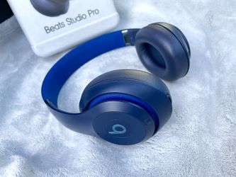 Beats Studio Pro Wireless Headphones Deep Brown