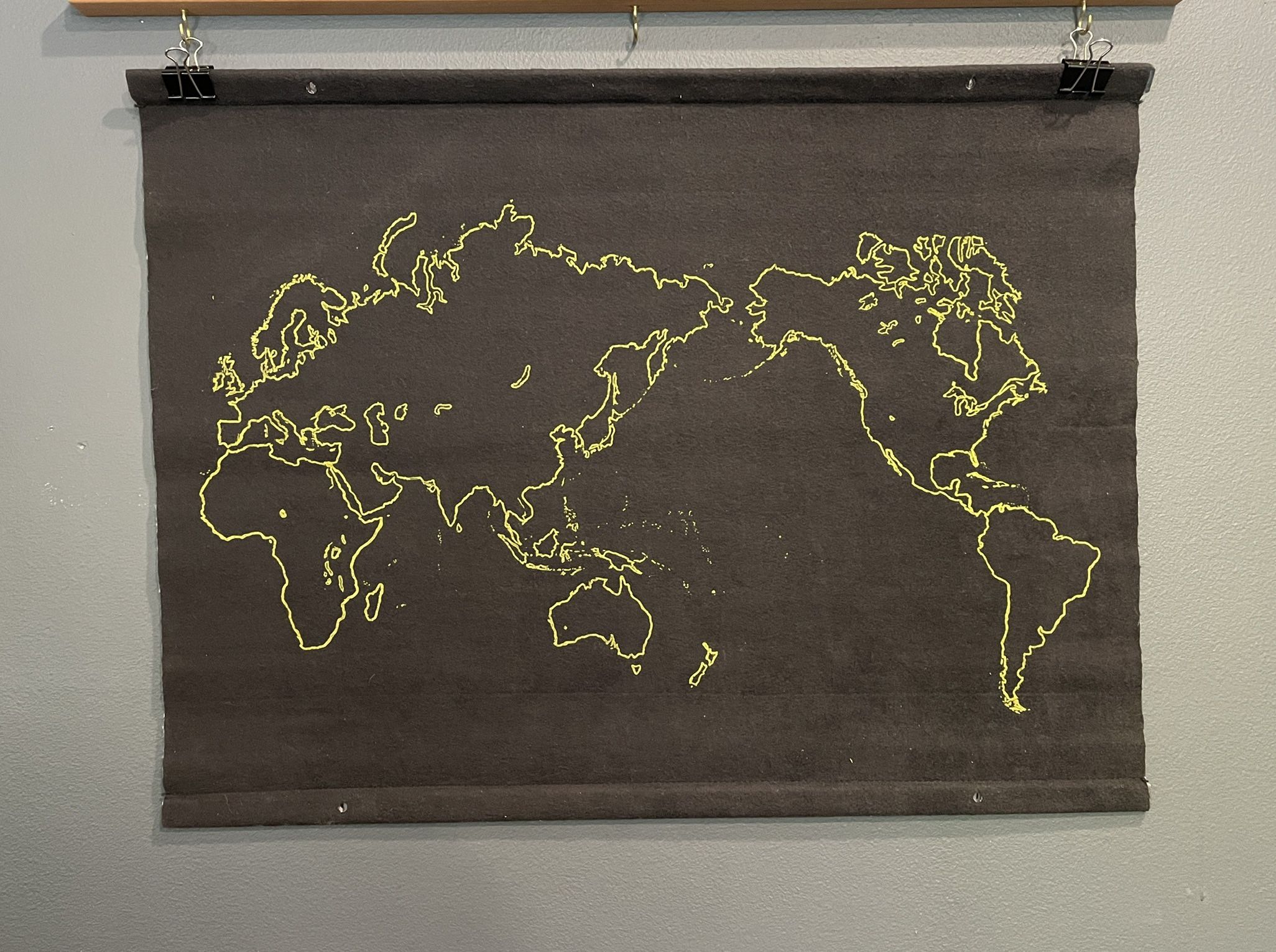 Black Felt World Map Vintage School Wall Tapestry