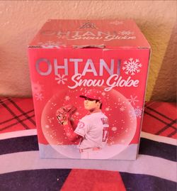 Ohtani Angels Snow Globe  new mint condition