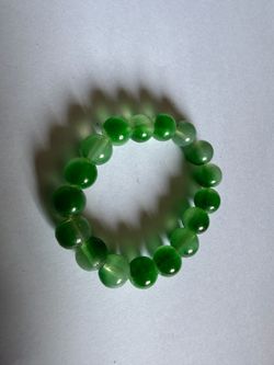 Greet to white bracelet
