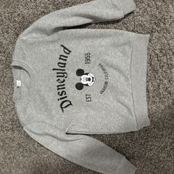 Kids Size 6 Sweatshirt 