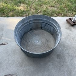 Old Galvanized Wash Tub 