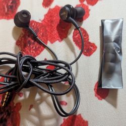 Samsung S8 AKG earphones Black