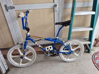 Old-school gt performer. 1990 20" bmx free style bike