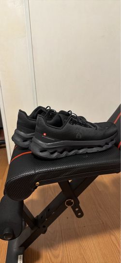 Cloudtilt shoes bc