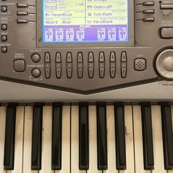 Yamaha PSR 2100 Piano for Sale in El Mirage, AZ - OfferUp