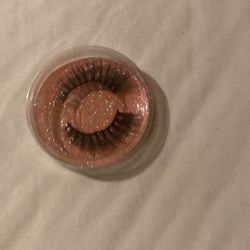 Eyelashes 