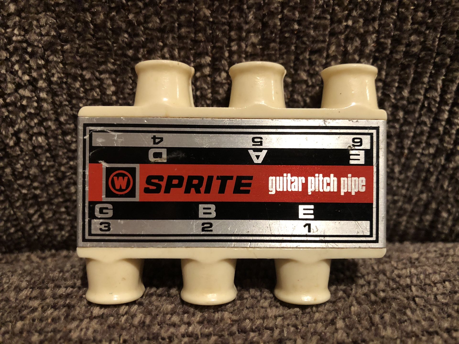 Vintage Sprite Guitar Pitch Pipe Tuner