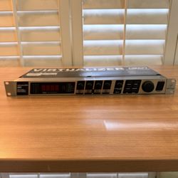 Behringer Virtualizer FX Processor