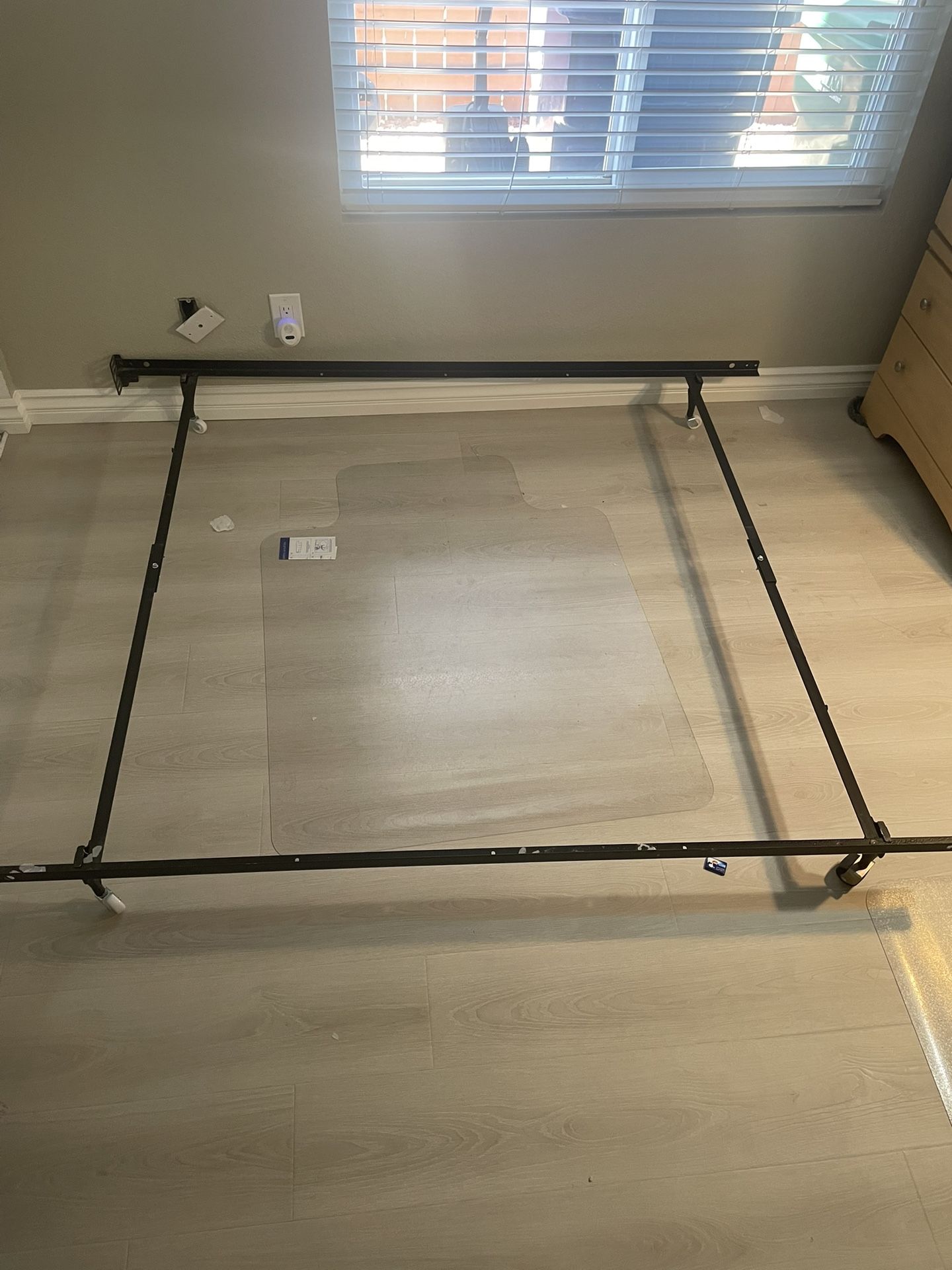 bed frame adjustable