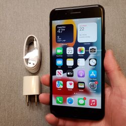 iPhone 7 Plus - UNLOCKED - Like New