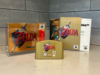 The Legend of Zelda: Ocarina of Time Collector's Edition CIB excellent condition, UV display case