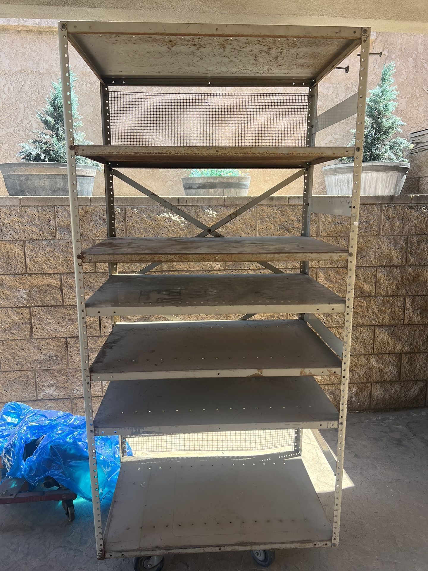 Heavy Duty Commercial Metal Shelves