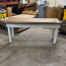 Wood And Leather Massage Table 