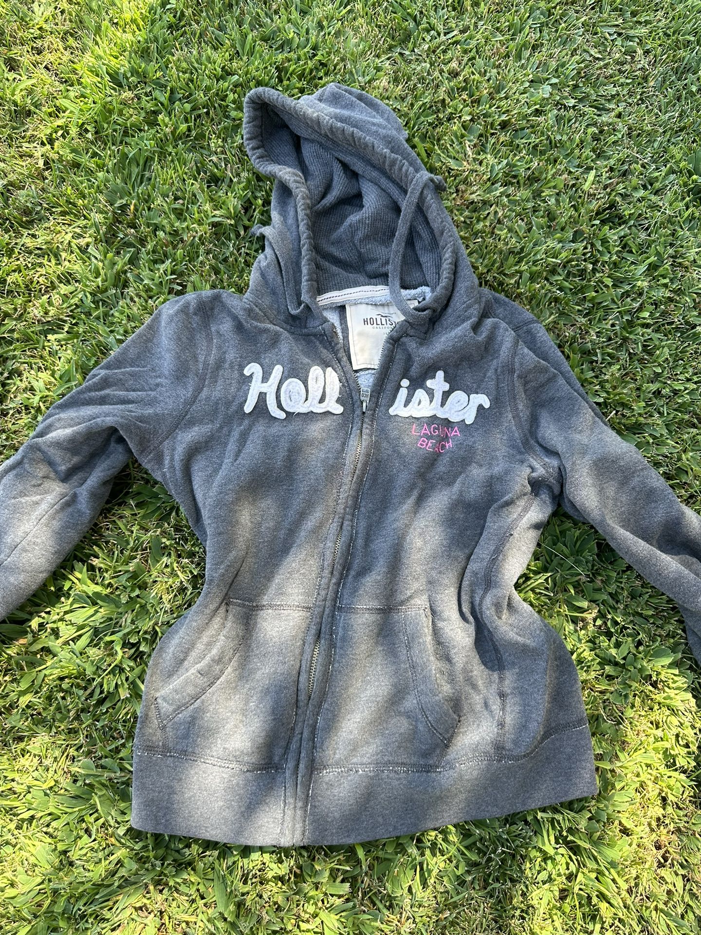 hollister zip up