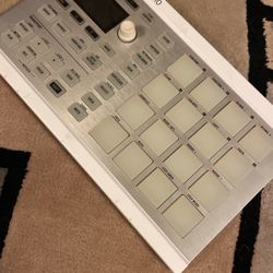 Native Instrumenta Maschine Mikro MK2