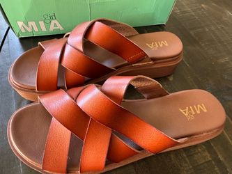 MIA sandals