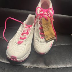 Pink Laced Nike-Airmax 