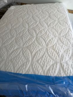 Queen size bed mattress infinity hybrid cool firm memory foam cooling Serta Sealy Casper Dreamcloud nectar classic ultra luxe purple saatva avocado pu