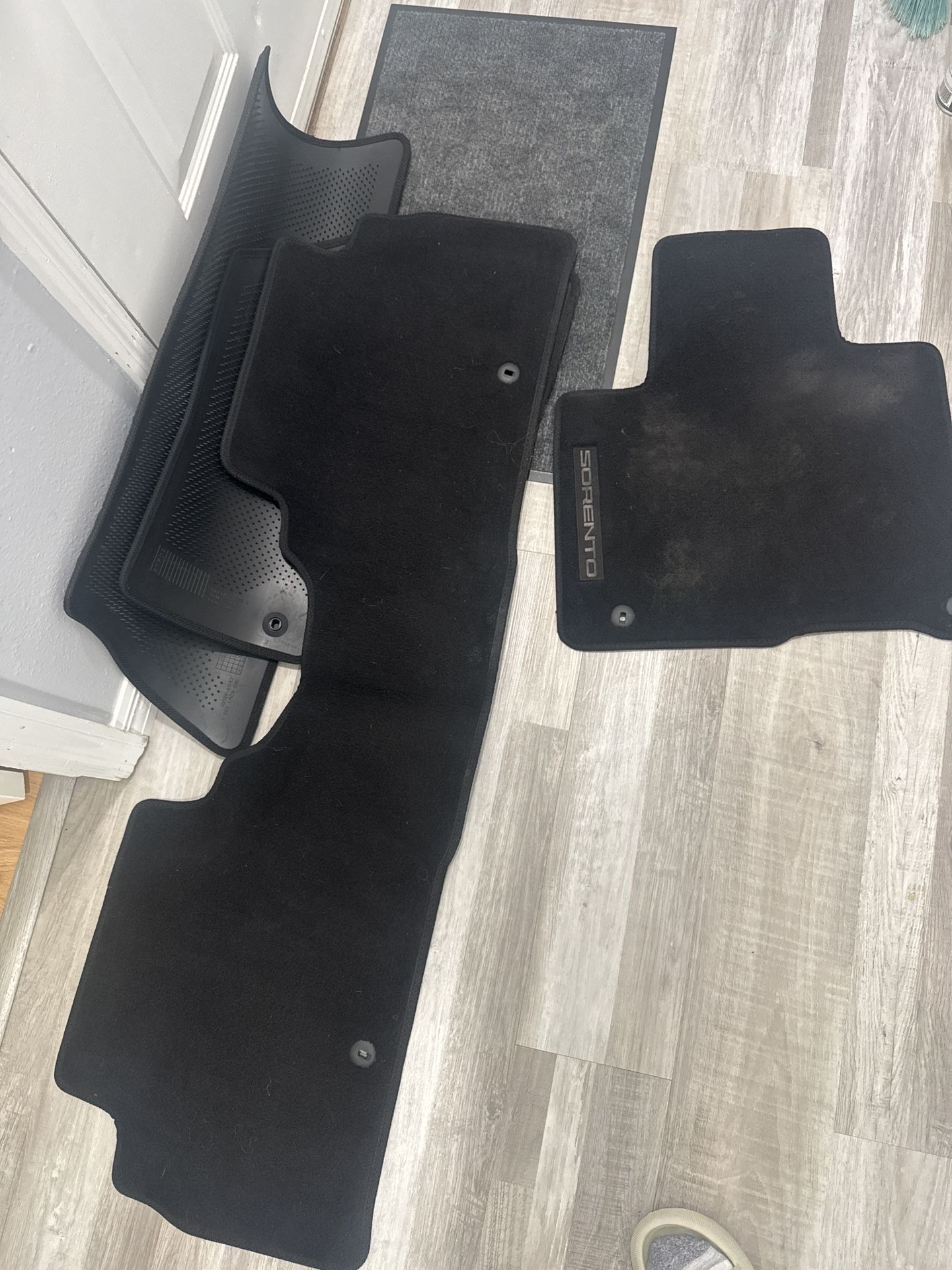 Floor Mats For 2019 Kia Sorento