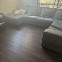 Sectional Couch 