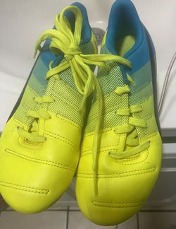 New With out Box Soccer Cleats Size 2