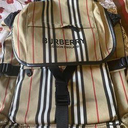 Burberry Back bag 