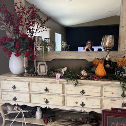 Beautiful Mirror And Dresser Cabinet Console 