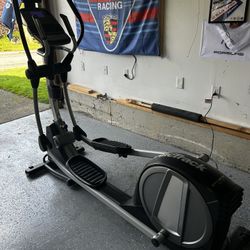 NordicTrack Elliptical SE7i SpaceSaver