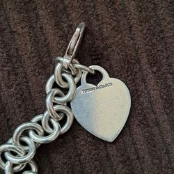 EXCELLENT CONDITION " VINTAGE AUTHENTIC TIFFANY & CO.  925 STERLING SILVER HEART BRACELET 175$