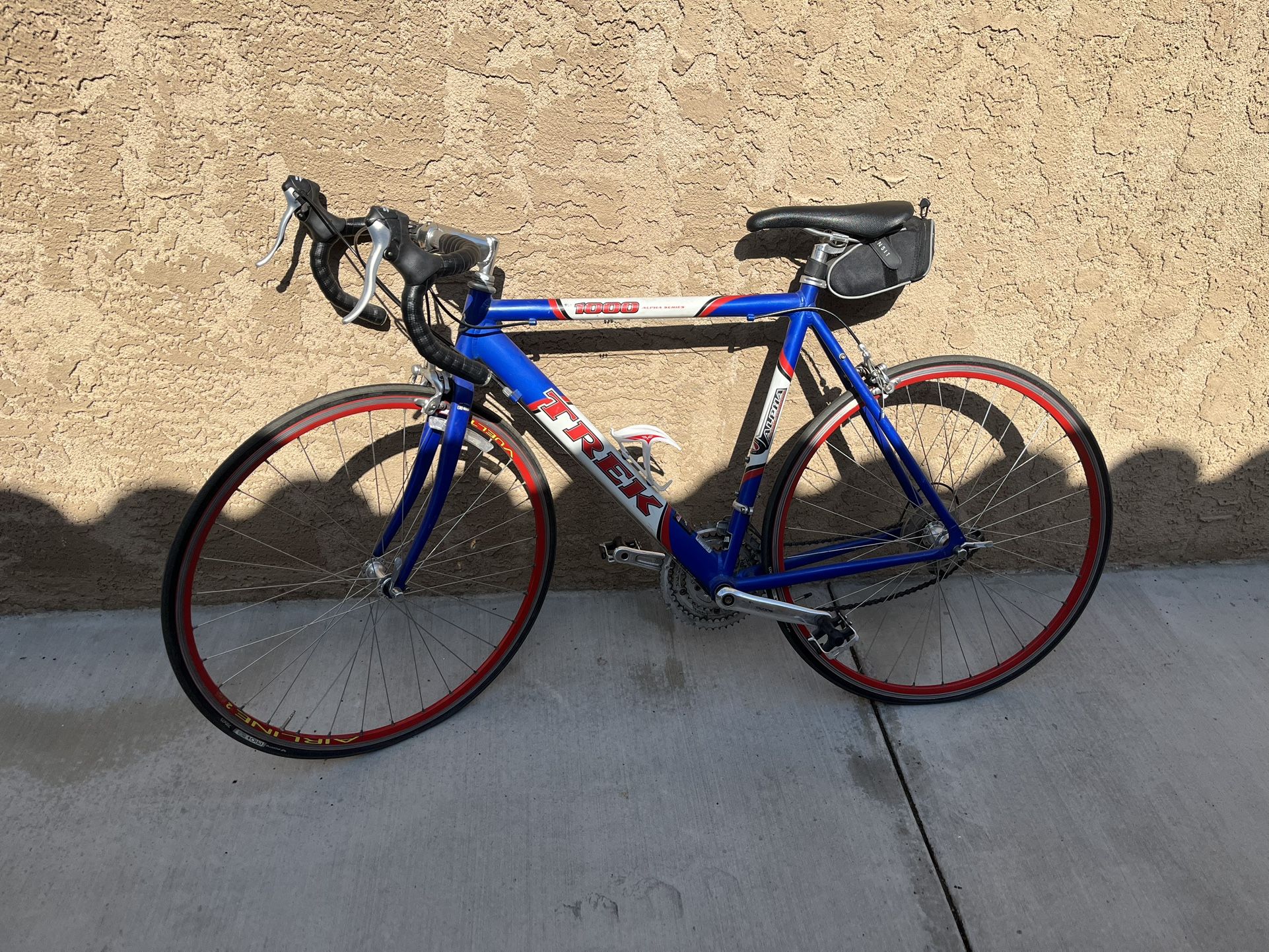 TREK 1000 ALPHA SERIES ROAD BIKE
