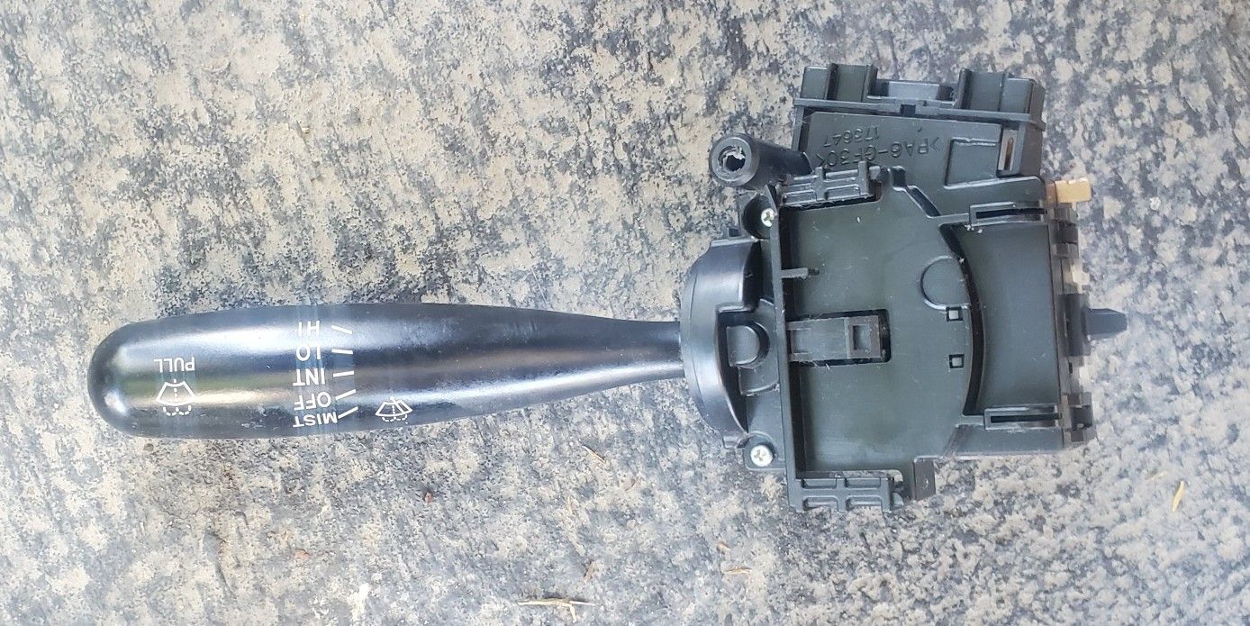 03-08 Toyota Corolla Turn Signal/Headlight Switch