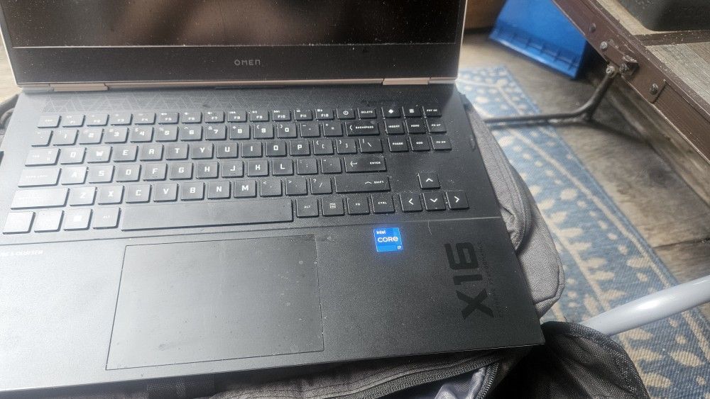 2022 Omen X16 