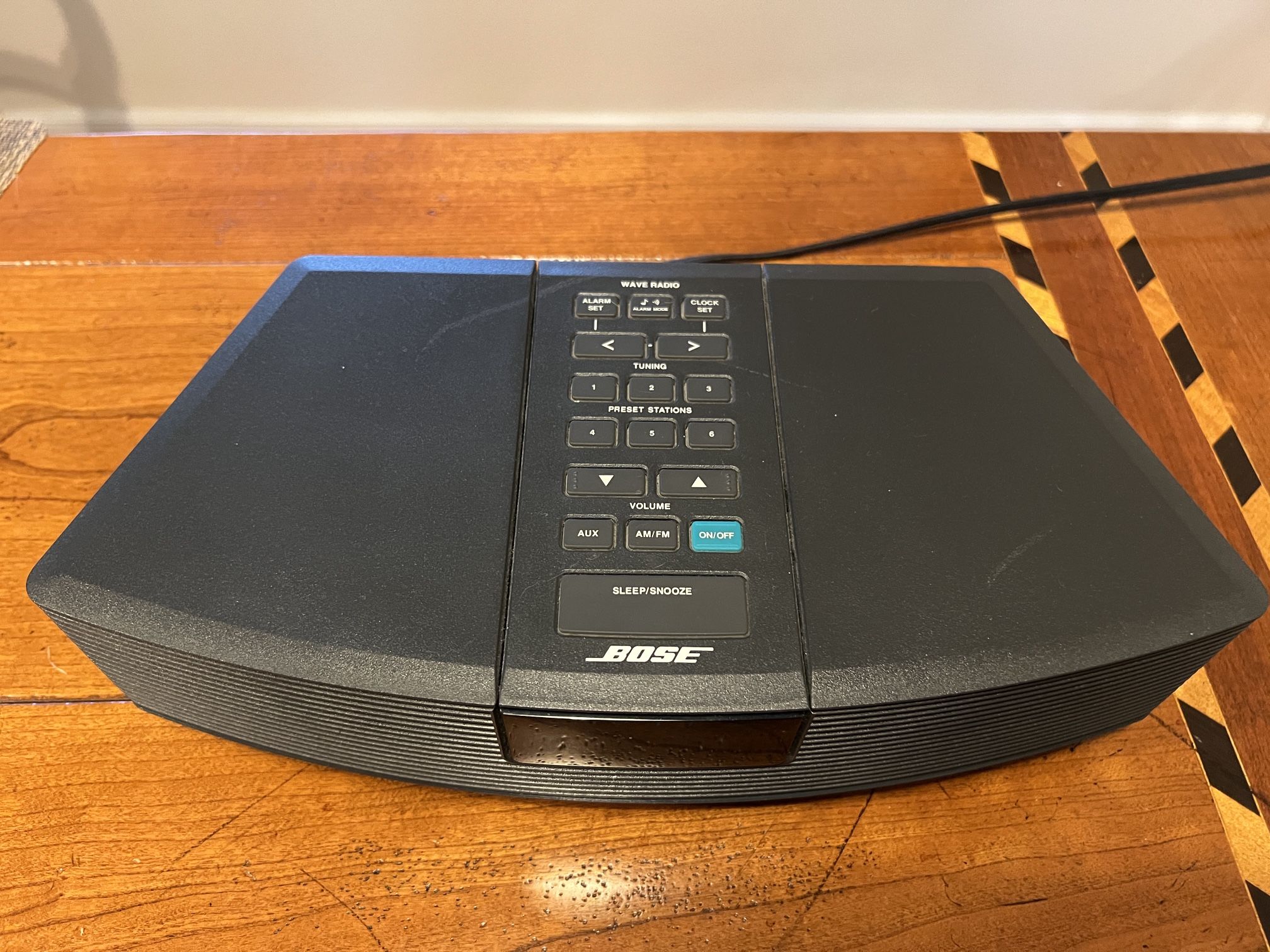 Bose Wave Radio Alarm Clock