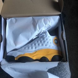 Jordan 13 “Del Sol”