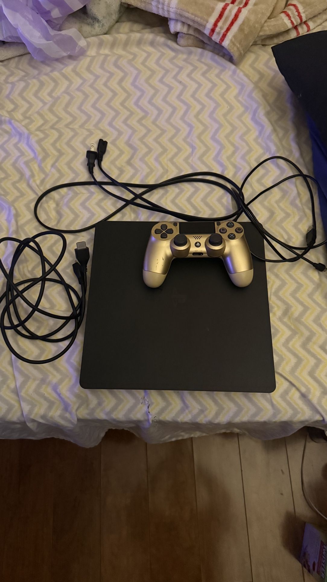 PS4 Slim 1TB