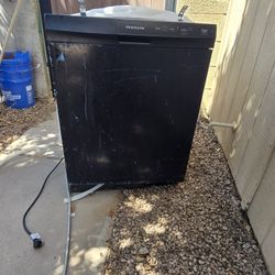 Frigidaire Dishwasher 