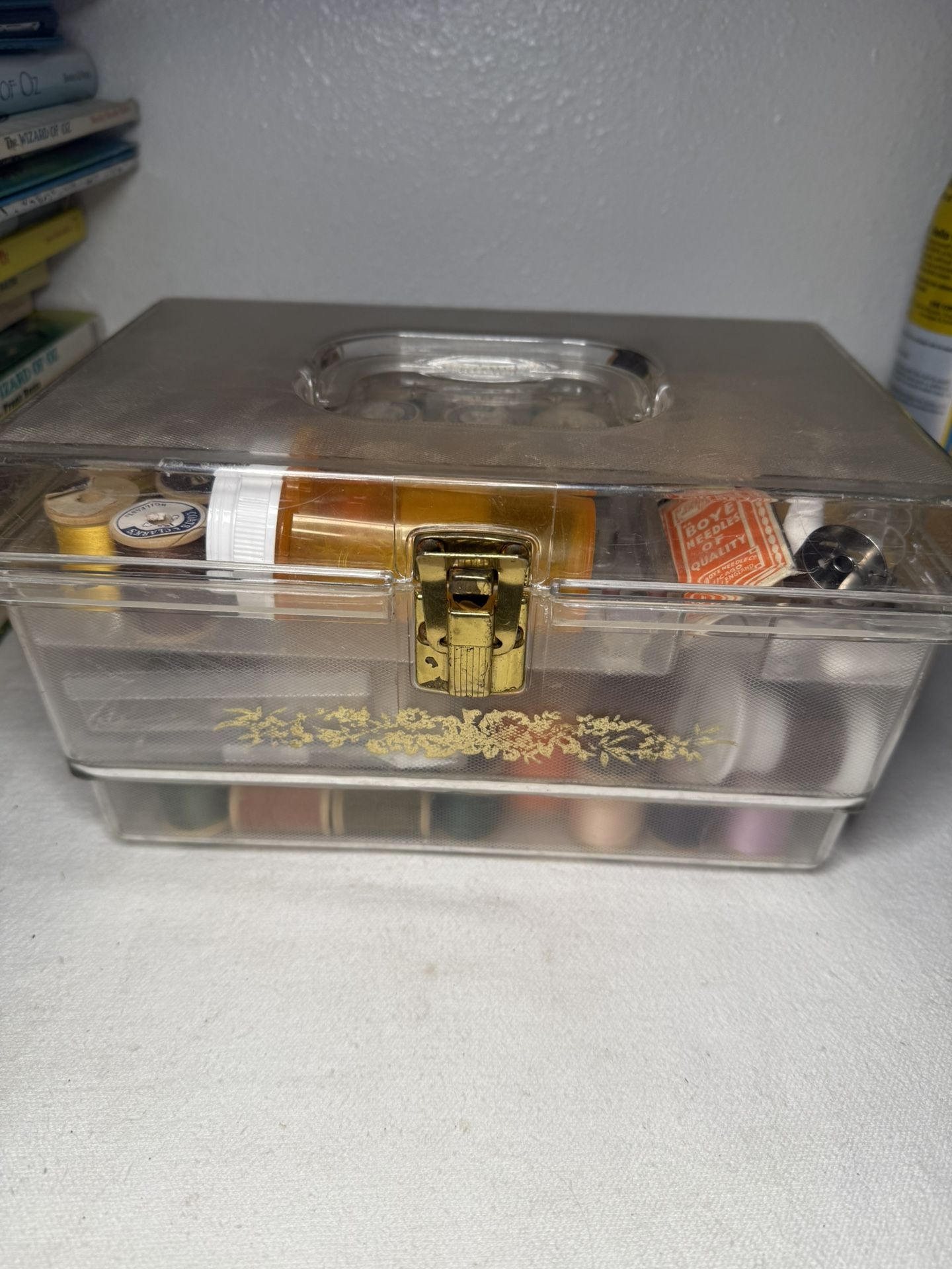 RETRO SEWING BOX WITH NOTIONS Previously Owned Vintage Sewing Box with Thread