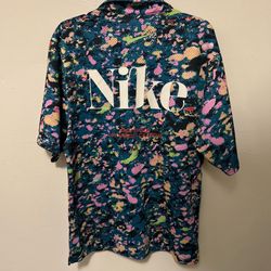 Nike Men’s Small