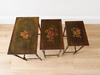Vintage Victorian Mahogany Nesting Tables