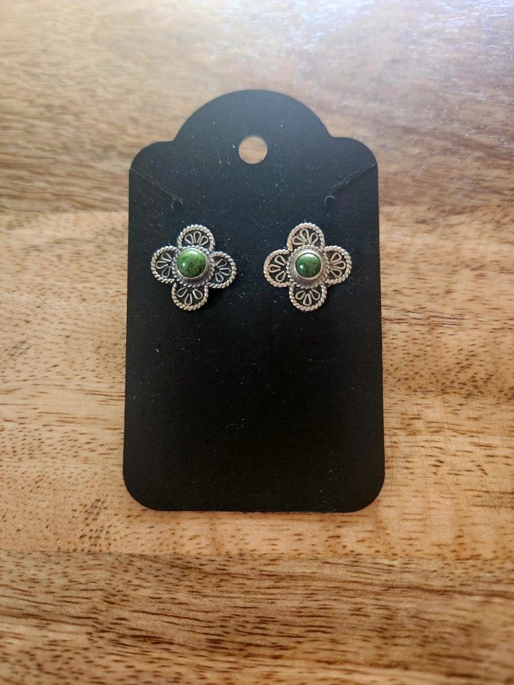 SS Green Turquoise Quatrefoil Earrings
