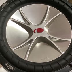 12” New Kiker Speaker Excellent Conditions $100 Firm