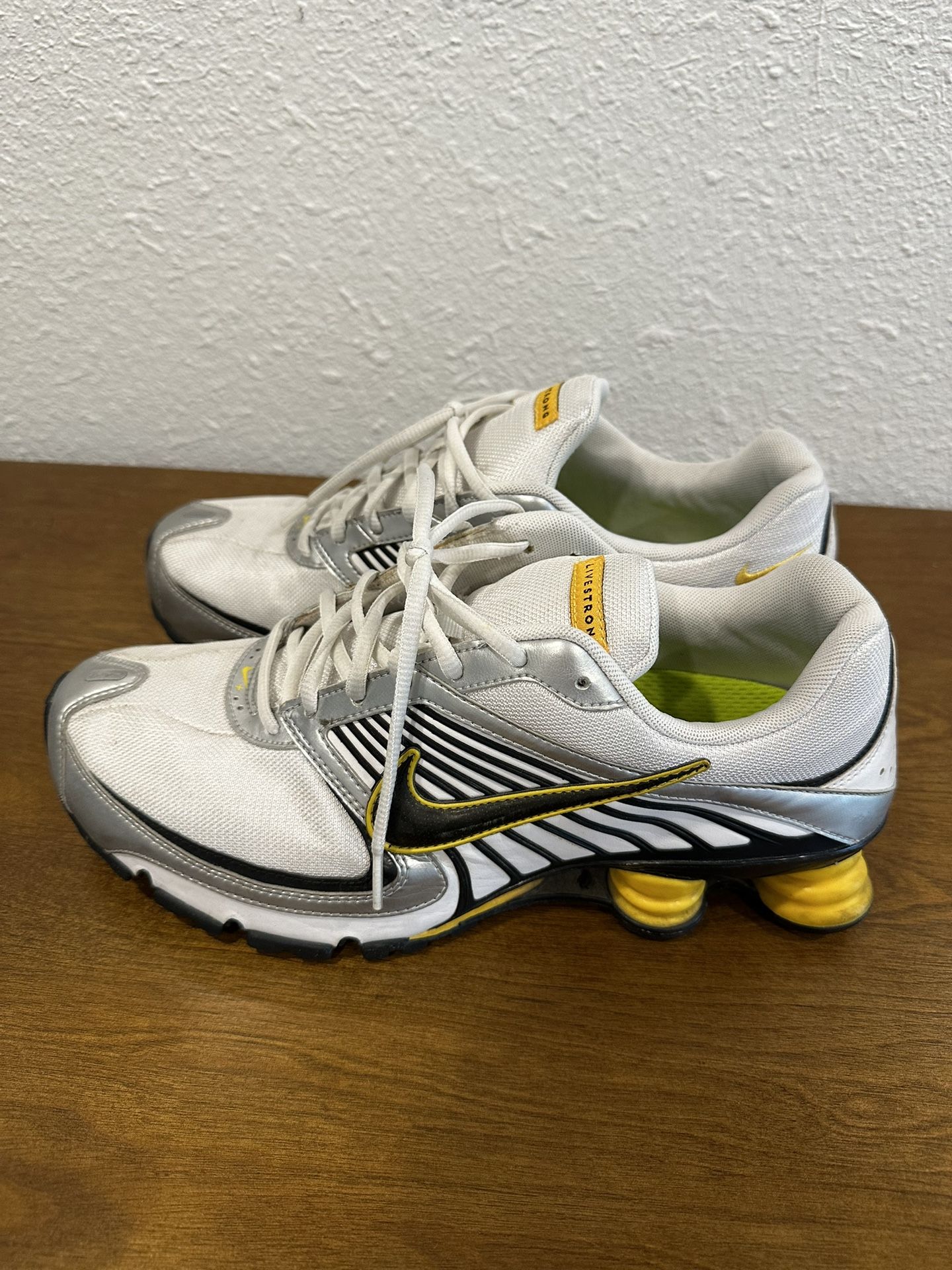 Men’s Nike Shox Livestrong