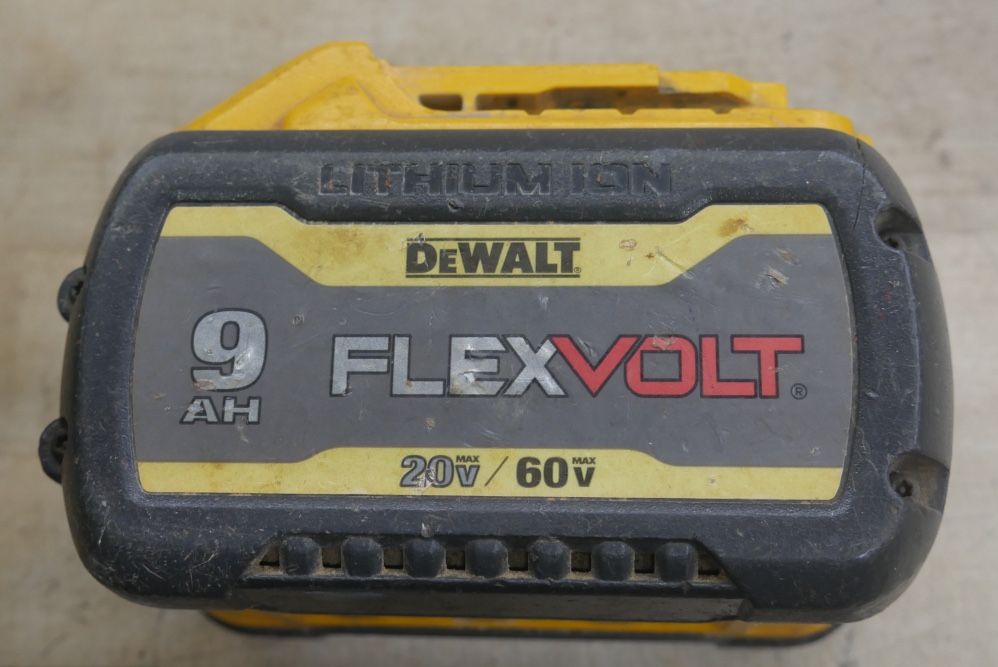 DEWALT 9AH BATTERY FLEX VOLT 884109-2