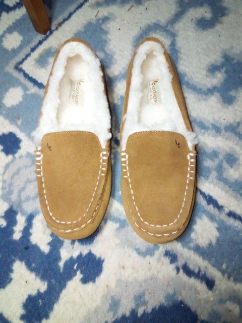 KOOLABURRA BY UGG LEZLY SLIPPER

 NEW