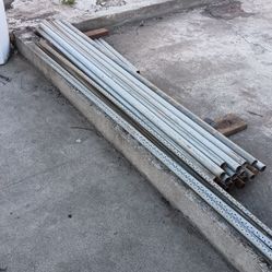 1-5/8"dia. x 16ga. x 7'length galv steel fence posts