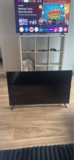 Hisense Flat Screen TV with Stand